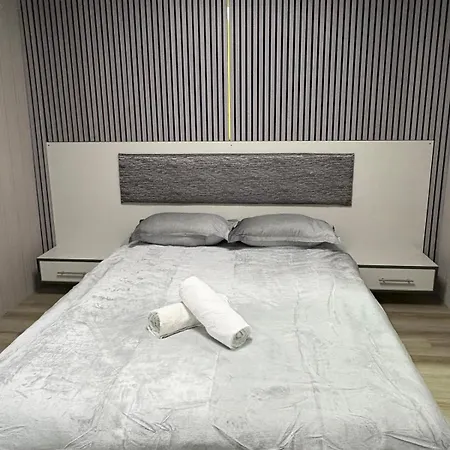 La Elena * Konstanca