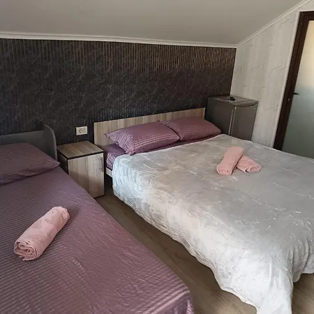 Vendégház La Elena *