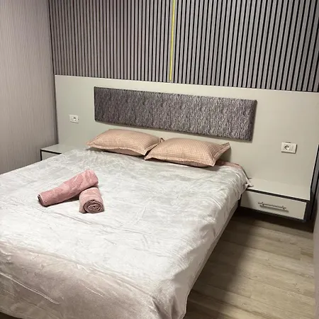 La Elena * Konstanca