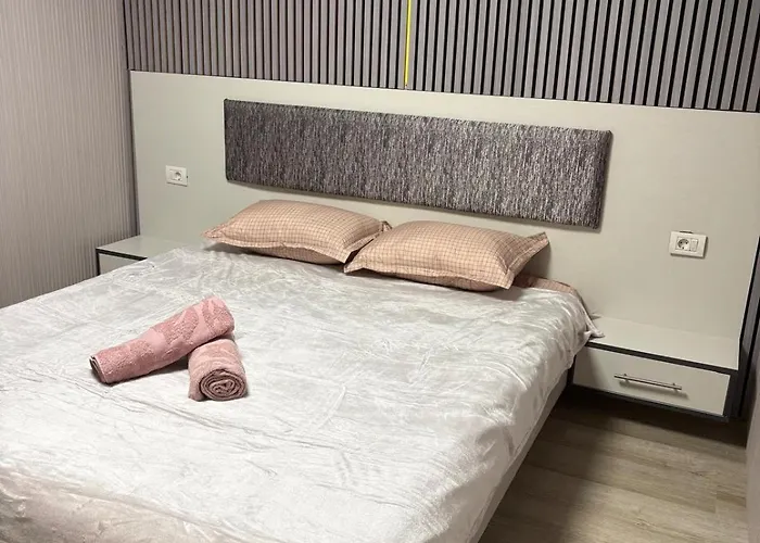 La Elena * Konstanca